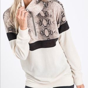 7th Ray snakeskin print pull over sweatshirt